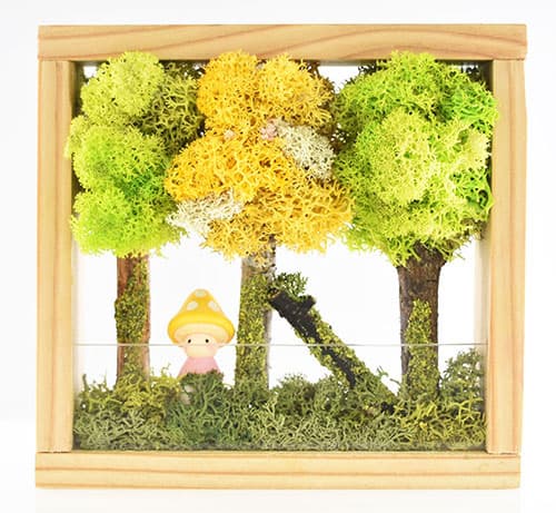 Scandia Moss 3D Frame_Interior_ Mushroom fairy in Forest